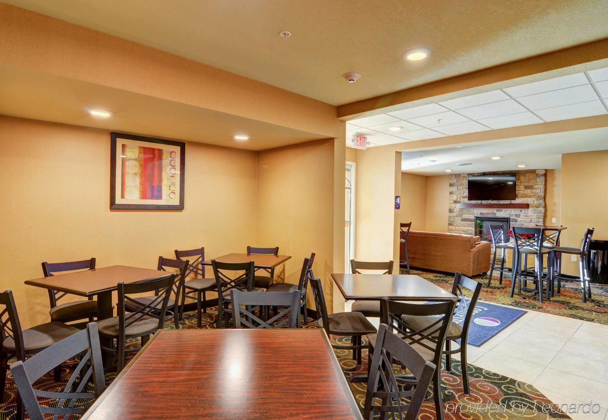 Cobblestone Hotel & Suites - Punxsutawney Zewnętrze zdjęcie