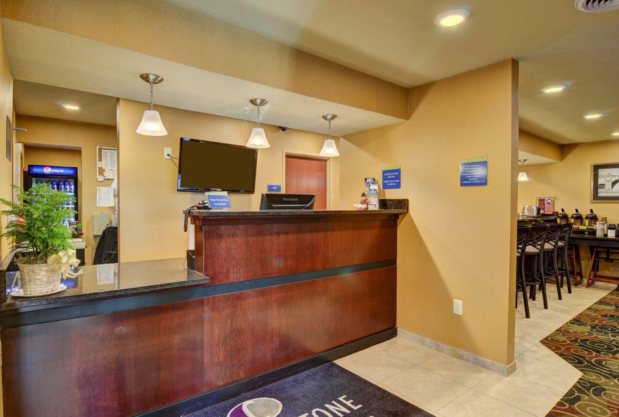 Cobblestone Hotel & Suites - Punxsutawney Zewnętrze zdjęcie