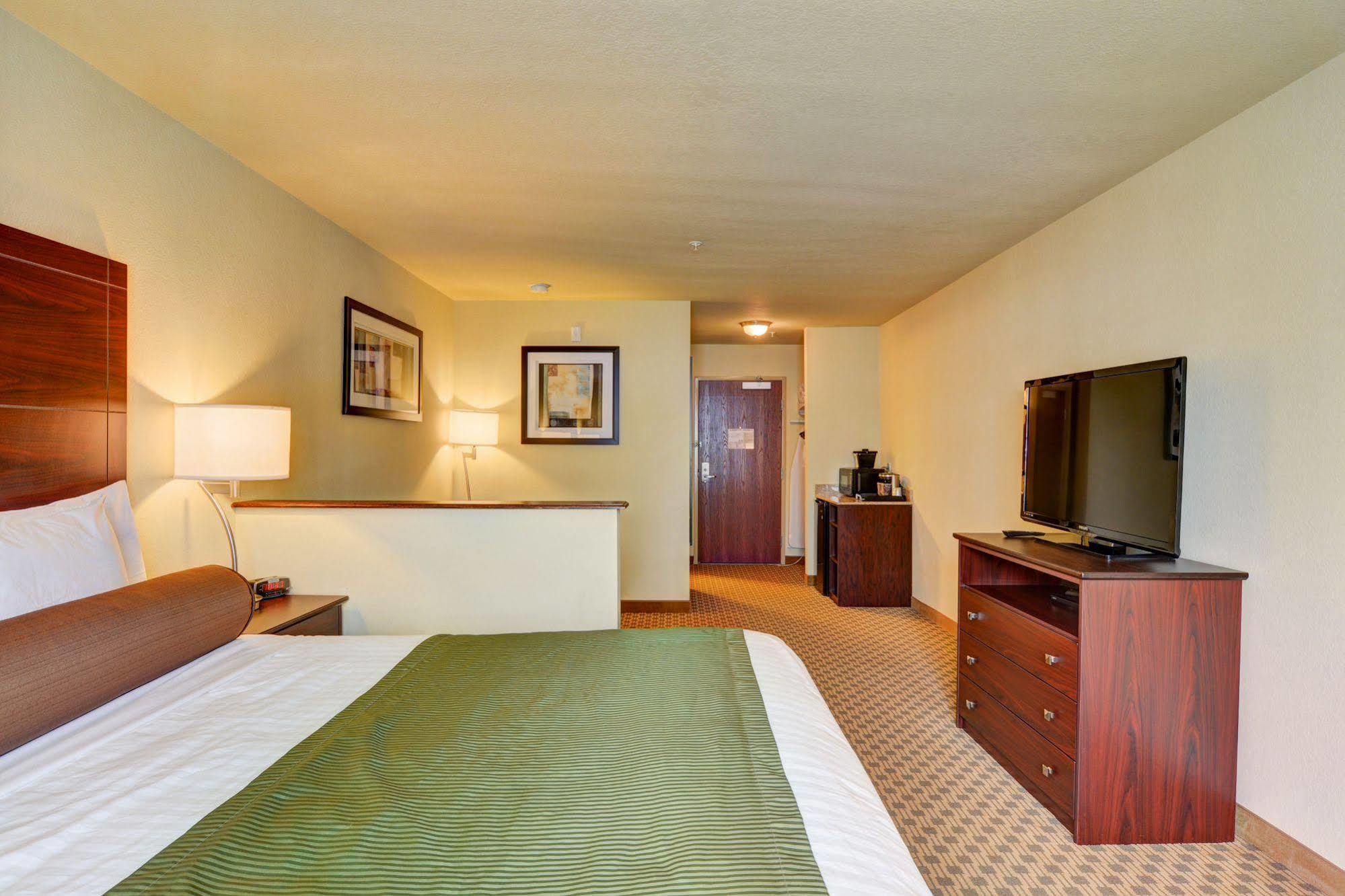 Cobblestone Hotel & Suites - Punxsutawney Zewnętrze zdjęcie