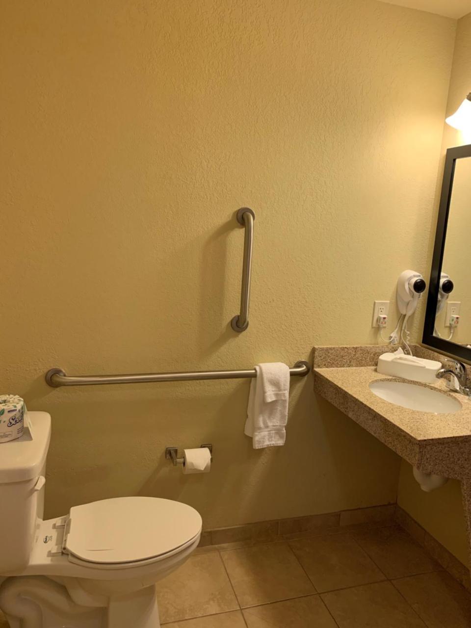 Cobblestone Hotel & Suites - Punxsutawney Zewnętrze zdjęcie